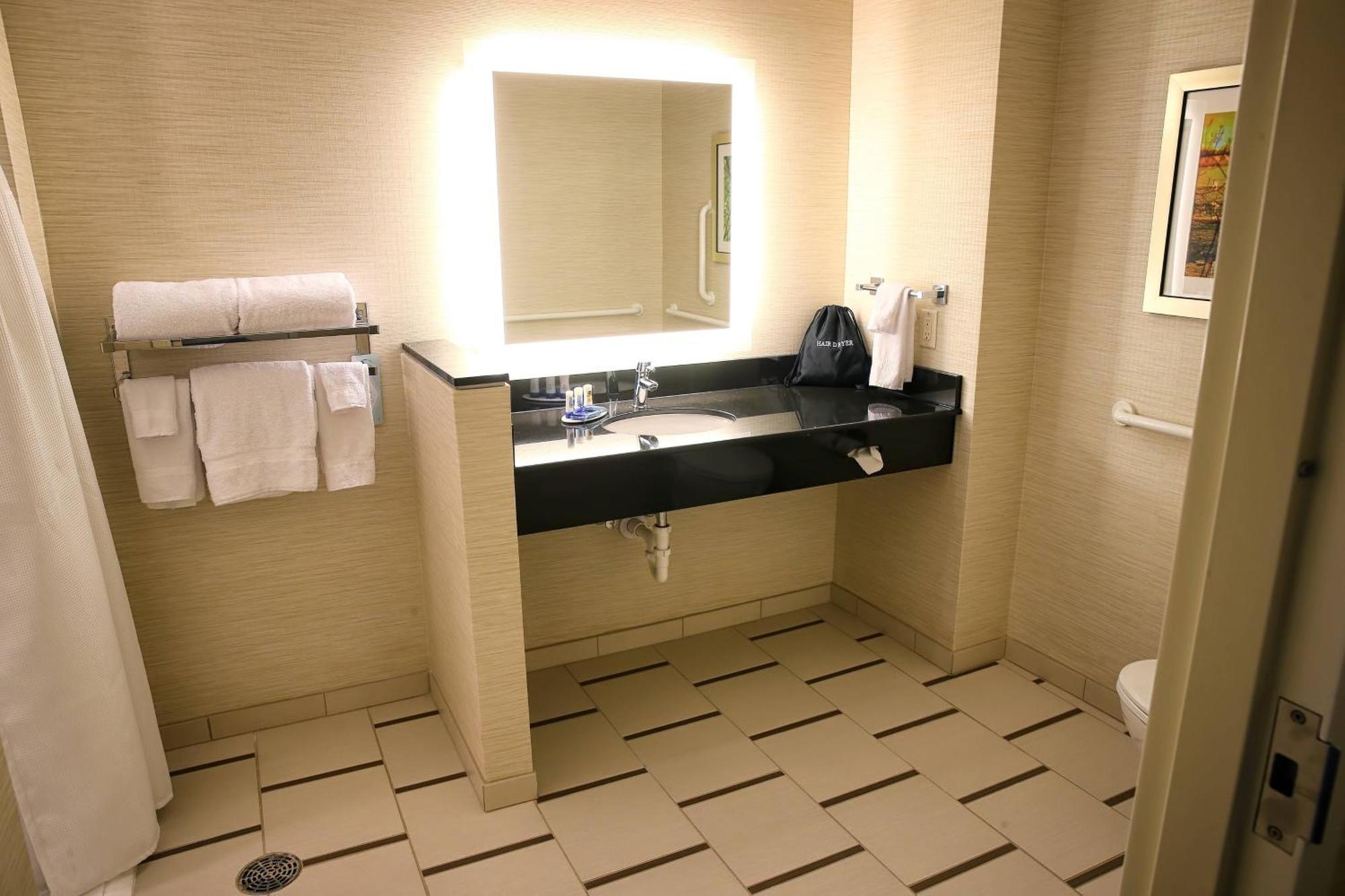 Fairfield Inn & Suites By Marriott Madison Verona Dış mekan fotoğraf